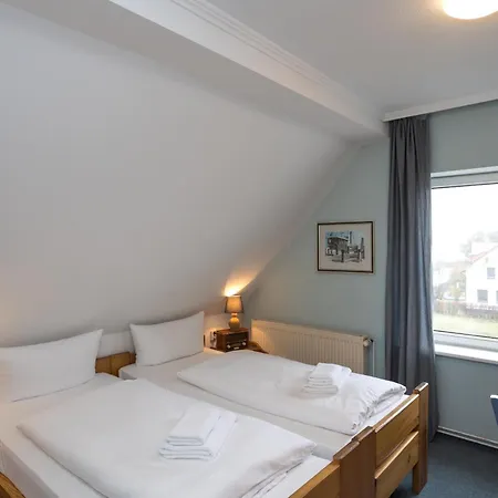 Hotel Godewind Hiddensee Exterior photo